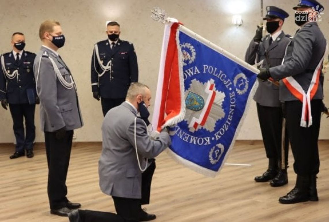 Kozienice: komendant powiatowy pożegnał się z mundurem