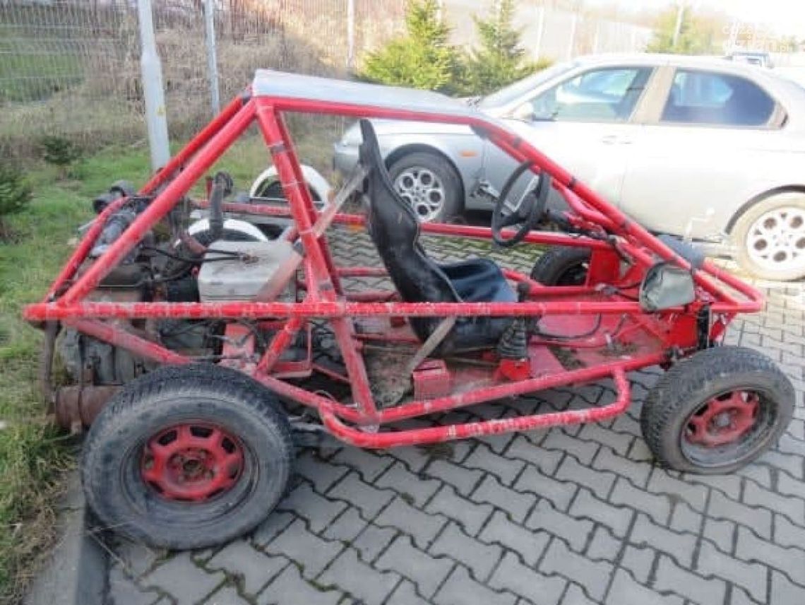 Kradli pojazdy i antyki. Zostali zatrzymani 