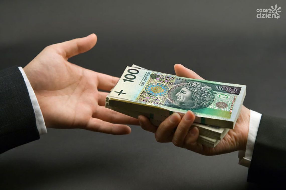 Kredyt w banku czy pożyczka w parabanku?