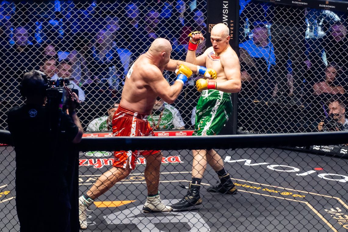 Krzysztof "Diablo" Włodarczyk triumfatorem walki wieczoru gali KPS & ELMAS Babilon 61 Krzysztof "Diablo" Włodarczyk triumfatorem walki wieczoru gali KPS & ELMAS Babilon 61