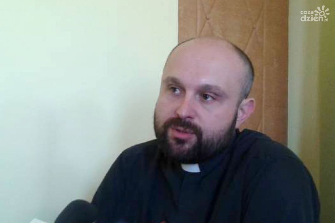 ks. Damian Drabikowski - rozmowa w studiu lokalnym Radia Rekord