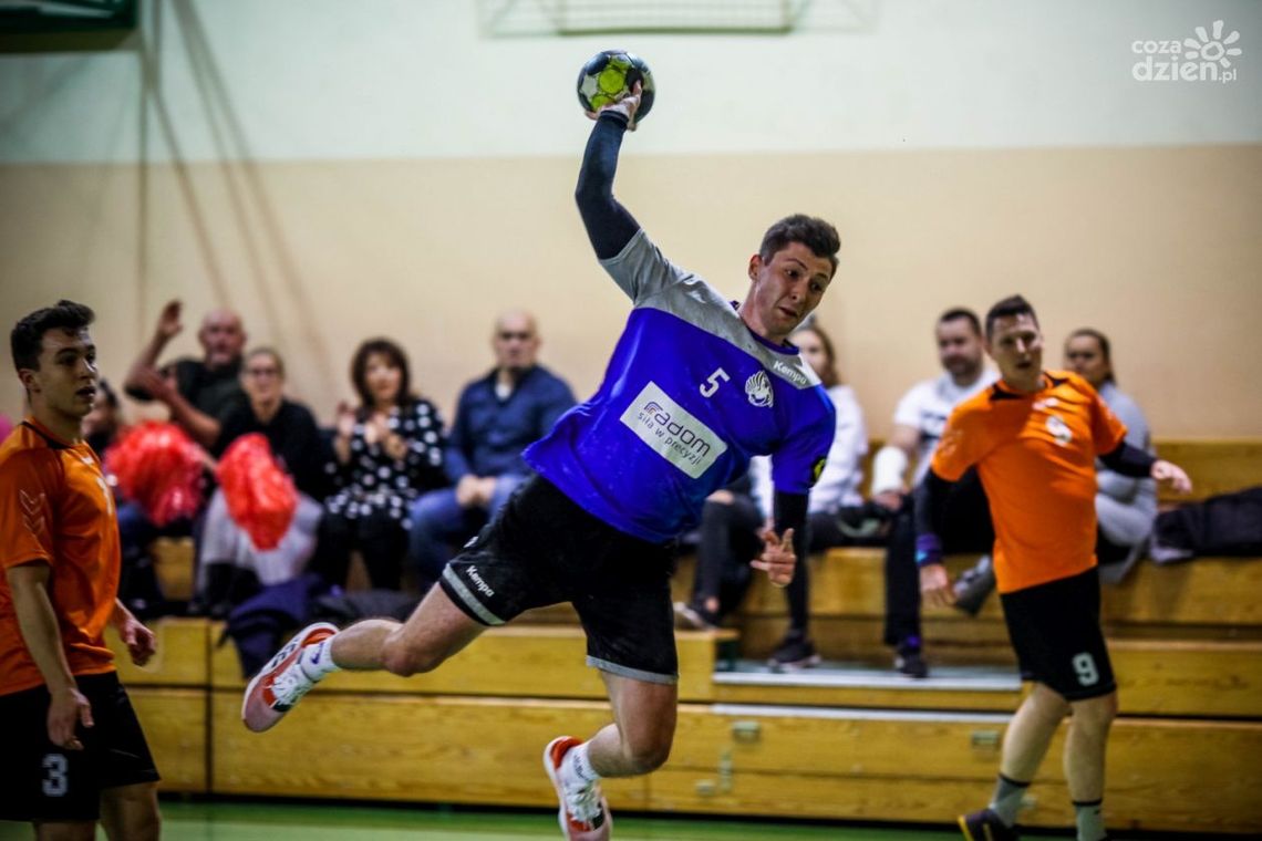 KS Uniwersytet Radom - KKS Włókniarz Konstantynów (zdjęcia)