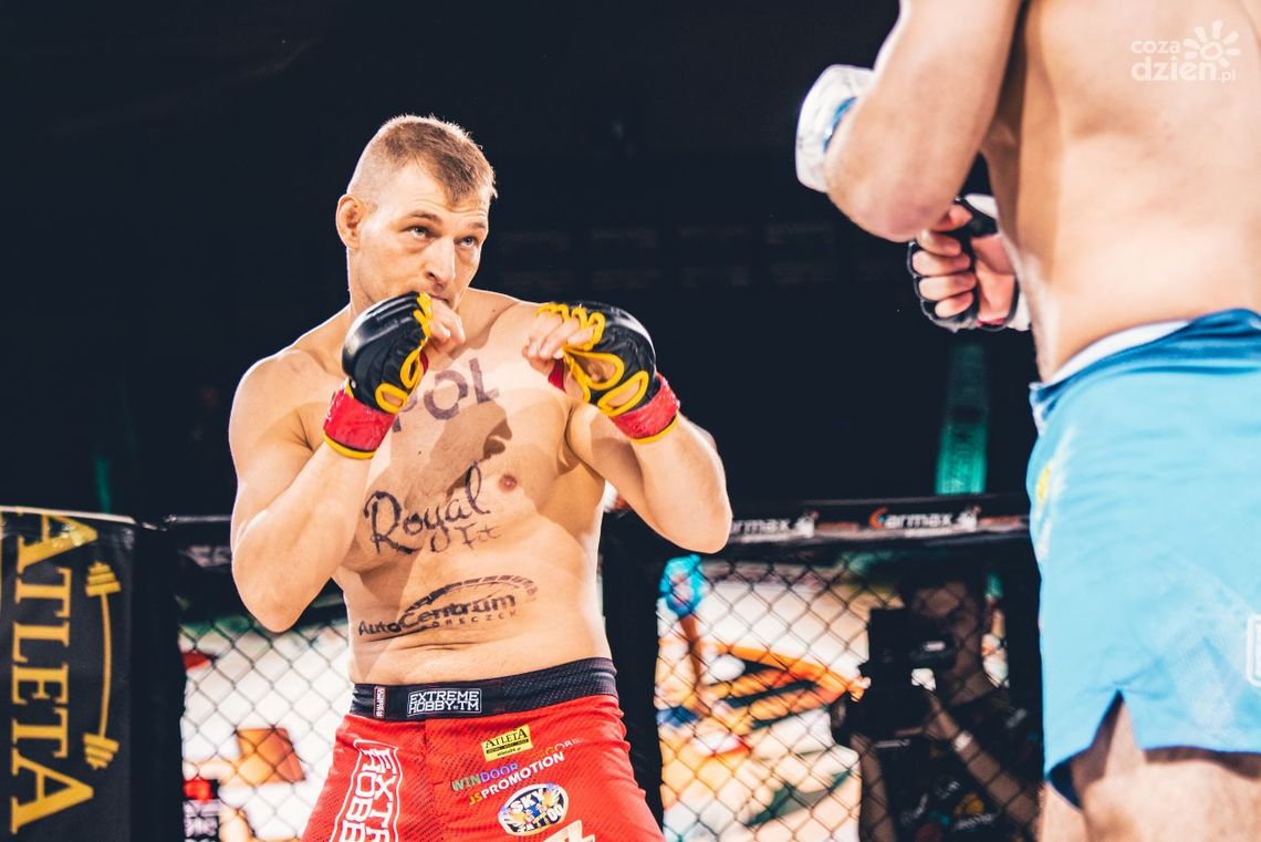 KSW 84 już w sobotę. Powalczy Cezary Kęsik z Cross Fight Radom