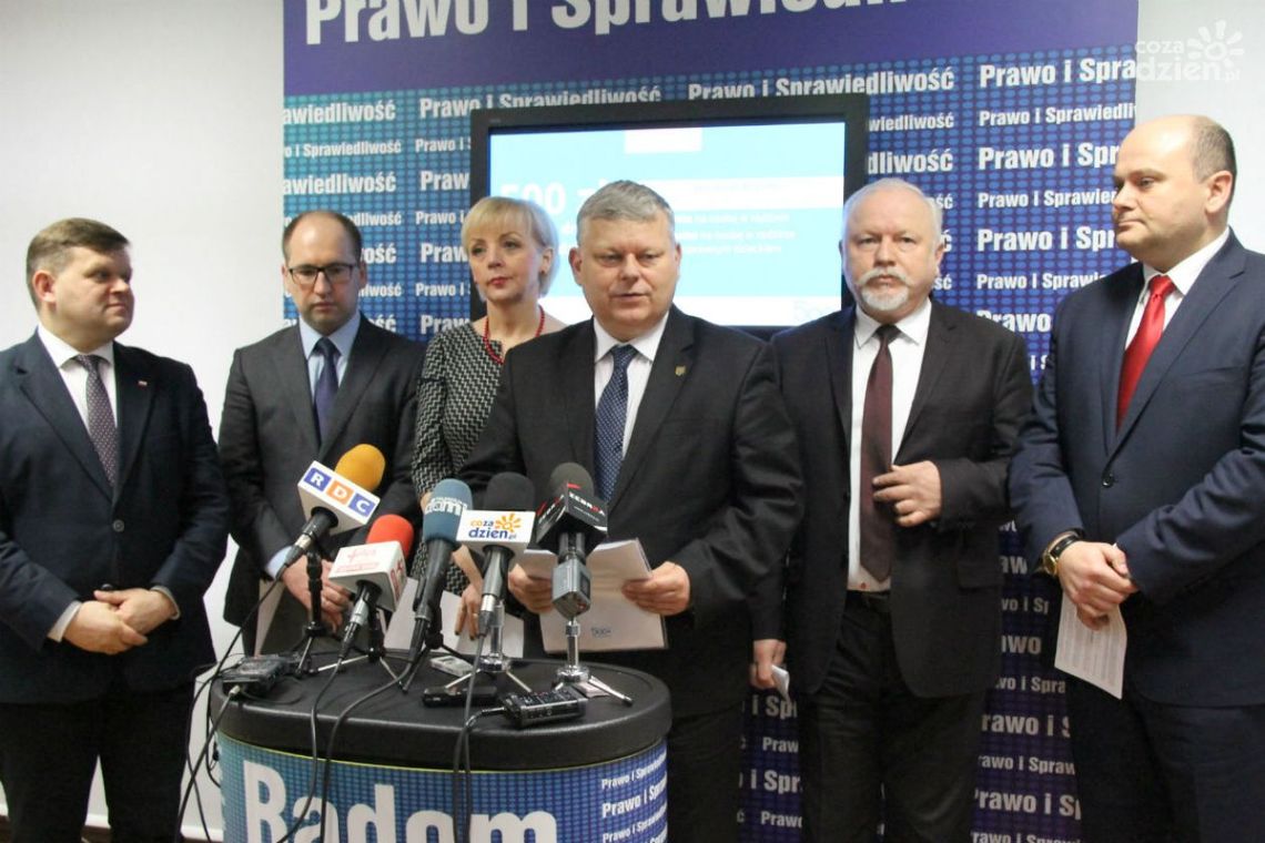 Kto dostanie 500 zł na dziecko?