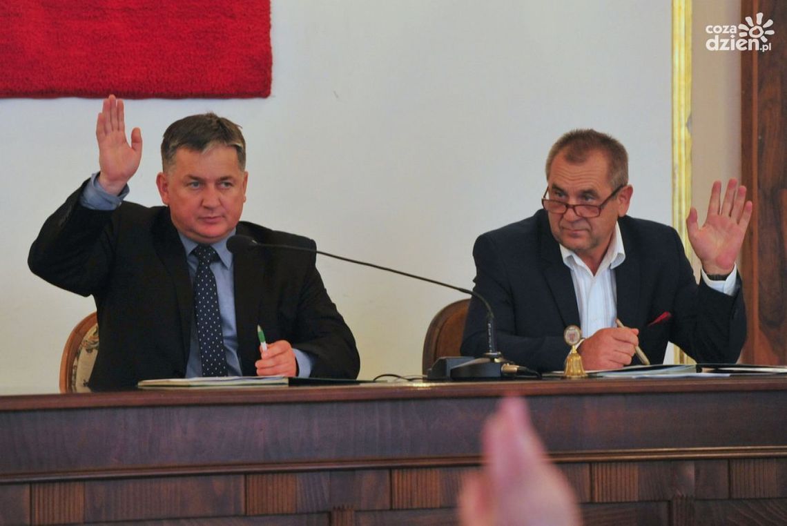 Kto zrezygnuje z wiceprzewodniczącego RM? Kto zrezygnuje z wiceprzewodniczącego RM?