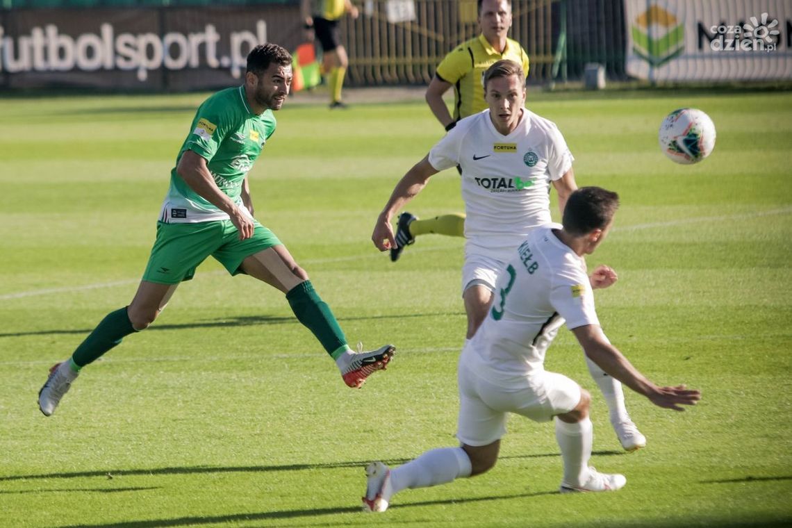 Którzy „Zieloni” triumfują tym razem? Radomiak zagra z Wartą