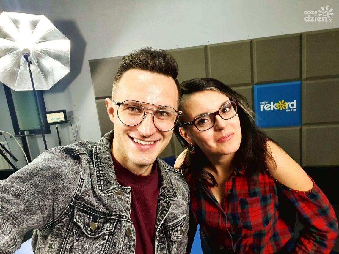 Kuba Urbański z Playboys i kobiety jego życia 