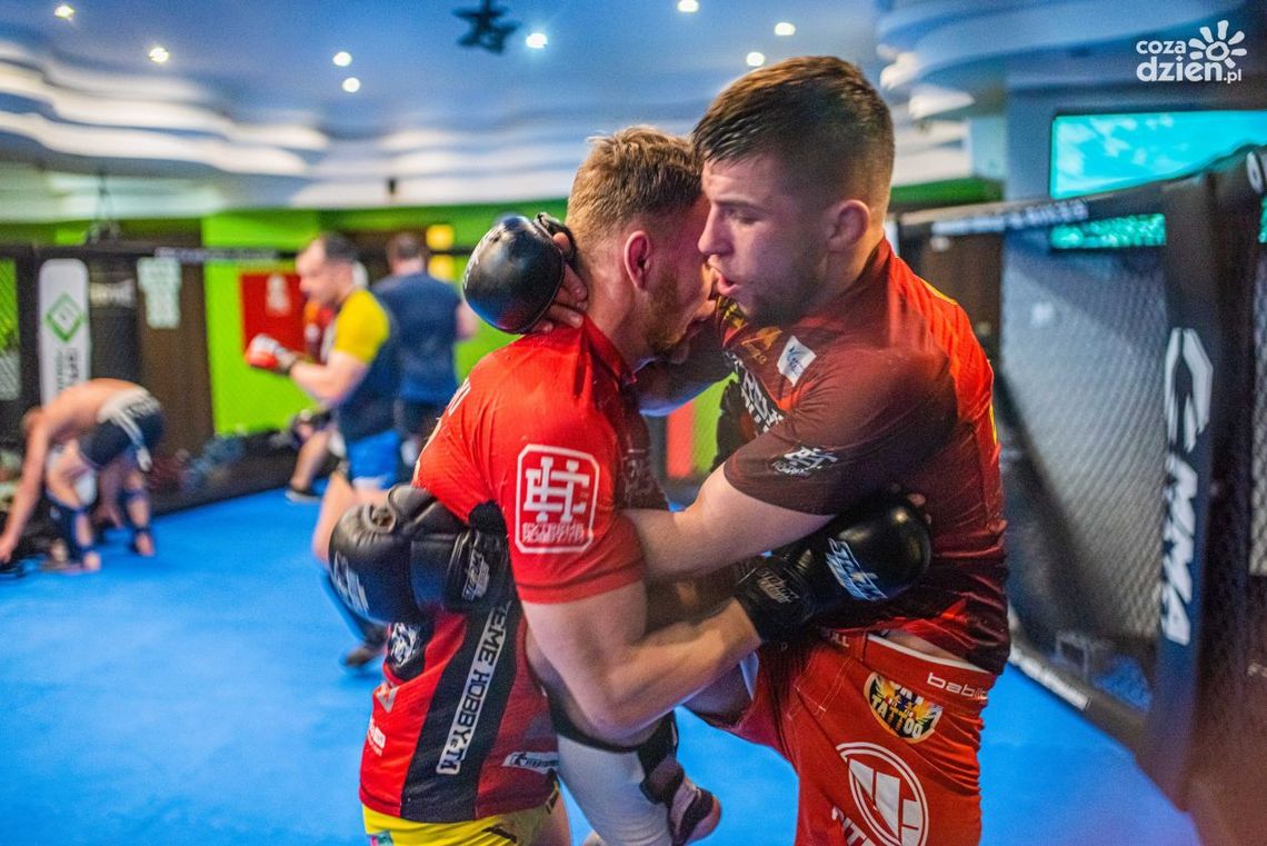 Kutyła i Zuba powalczą na gali Babilon MMA