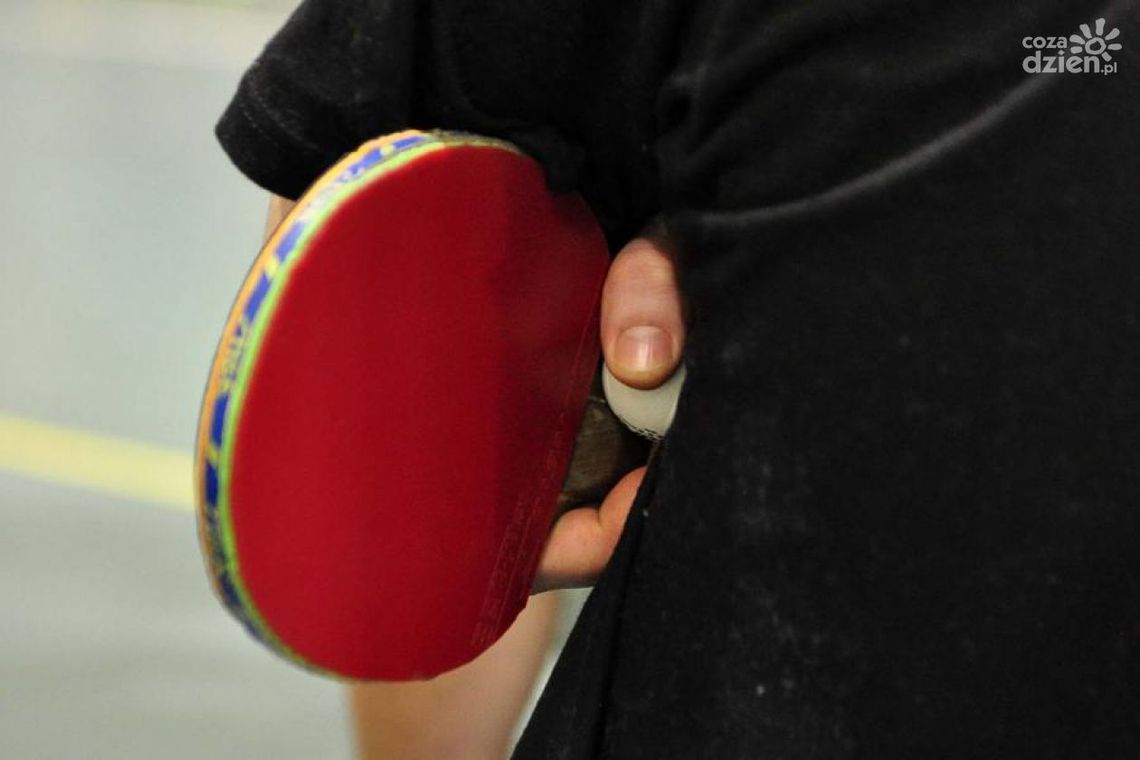 Kwietniowy cykl "Niedziela z tenisem stołowym" trwa