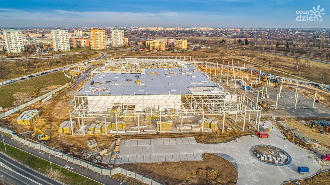 Leroy Merlin w Radomiu. Zakończyły się prace konstrukcyjne (foto, wideo)