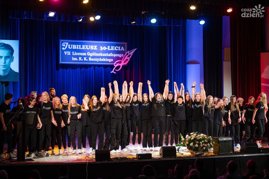 Liceum Baczyńskiego ma 30 lat!
Liceum Baczyńskiego ma 30 lat!