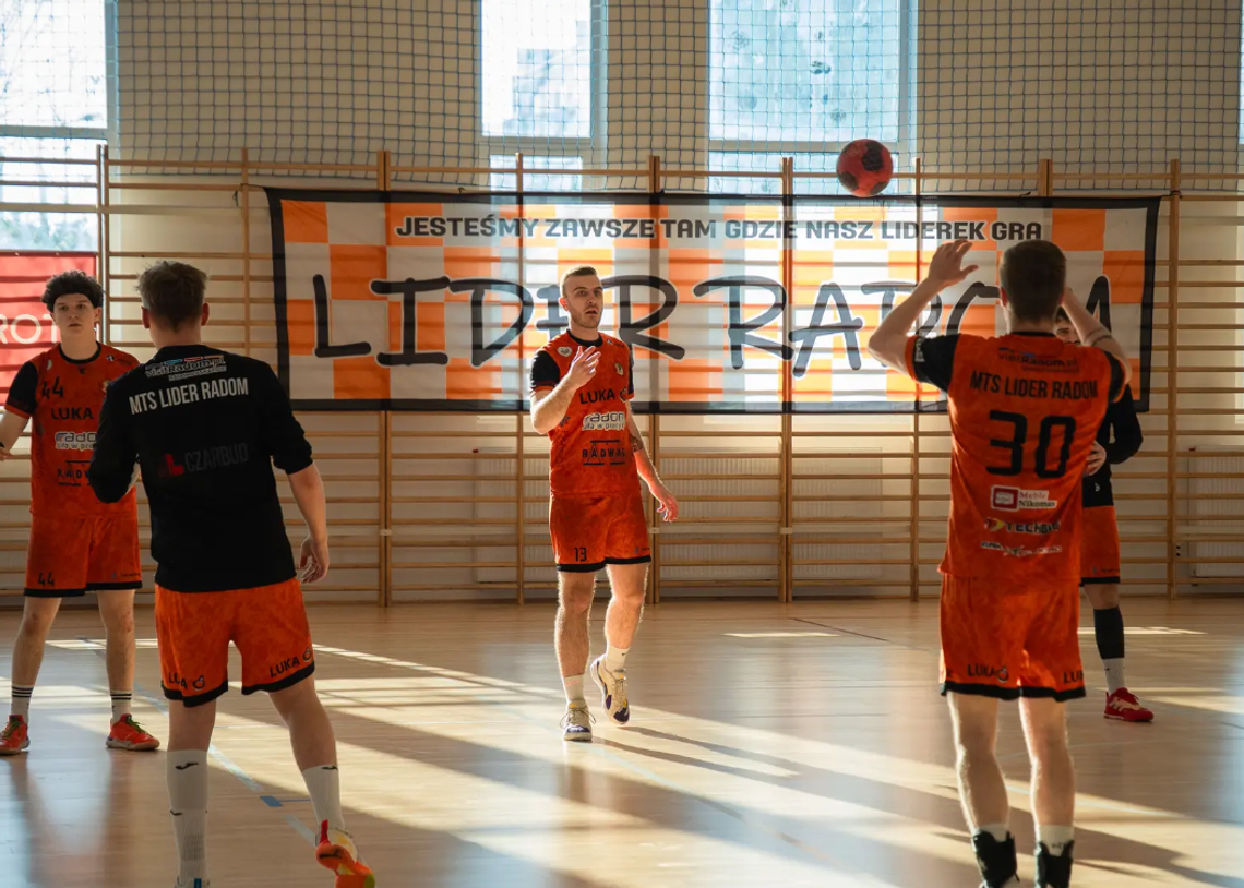 Lider wygrał na koniec domowych występów. Cenne zwycięstwo z Podlasiem