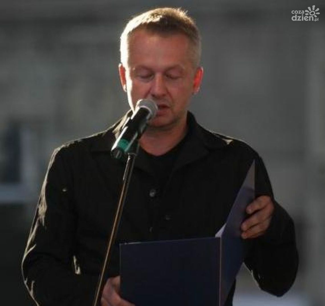 Linda nie lubi Łodzi: „to miasto meneli”. Linda nie lubi Łodzi: „to miasto meneli”.