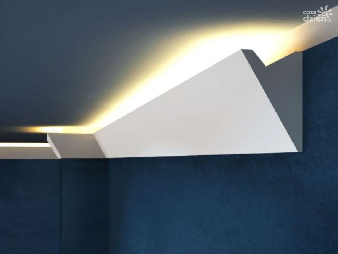 Listwa oświetleniowa sufitowa – efektowna dekoracja idealna do salonu