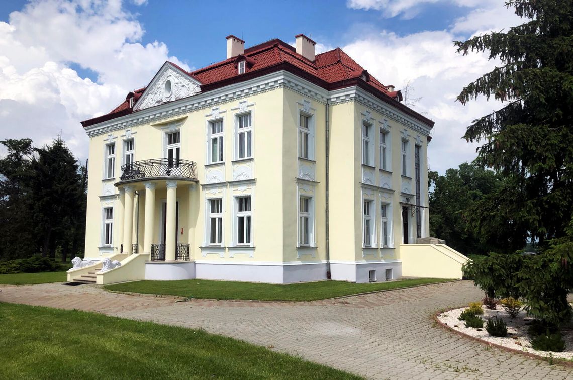 ,,Literatura według...'' Krystyny Dąbrowskiej ,,Literatura według...'' Krystyny Dąbrowskiej