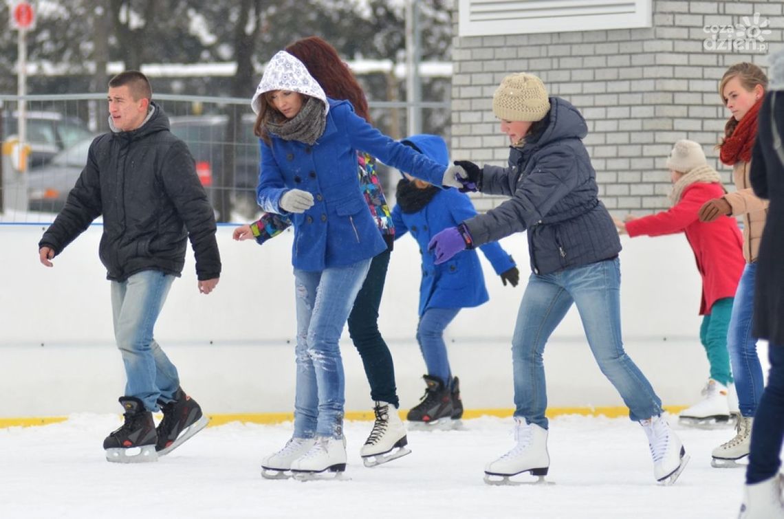 Lodowisko będzie czynne przed weekendem? Lodowisko będzie czynne przed weekendem?