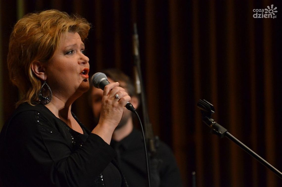 Lora Szafran zaśpiewała na 25 lat "Łaźni"