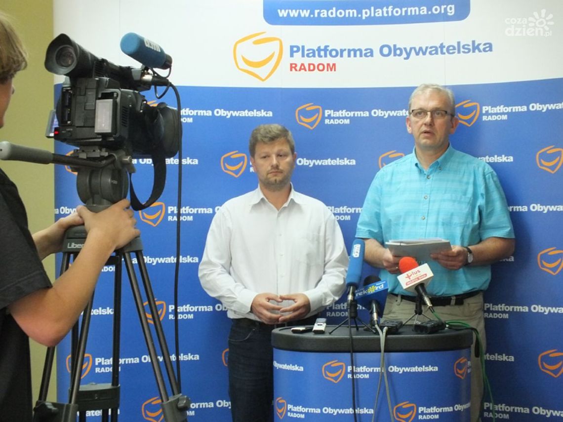 Loty z Radomia na wiosnę? Co z tą umową? Loty z Radomia na wiosnę? Co z tą umową?