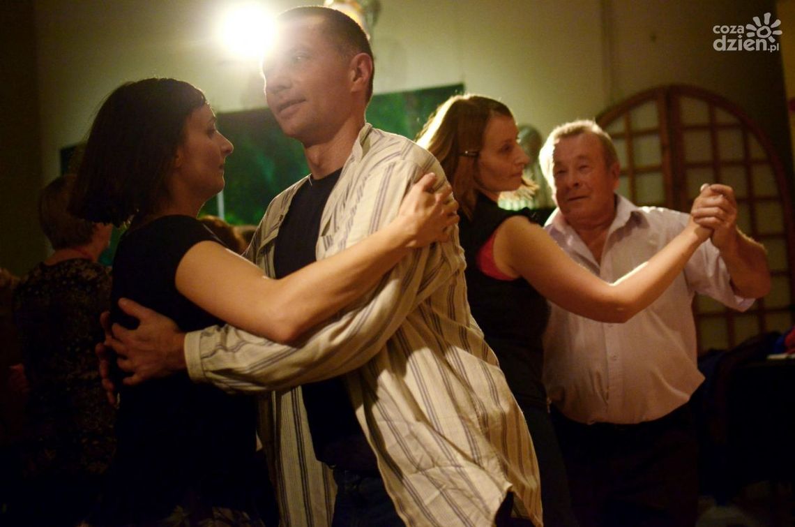 LUDZIE WPADLI W TRANS!!! [ZDJĘCIA]