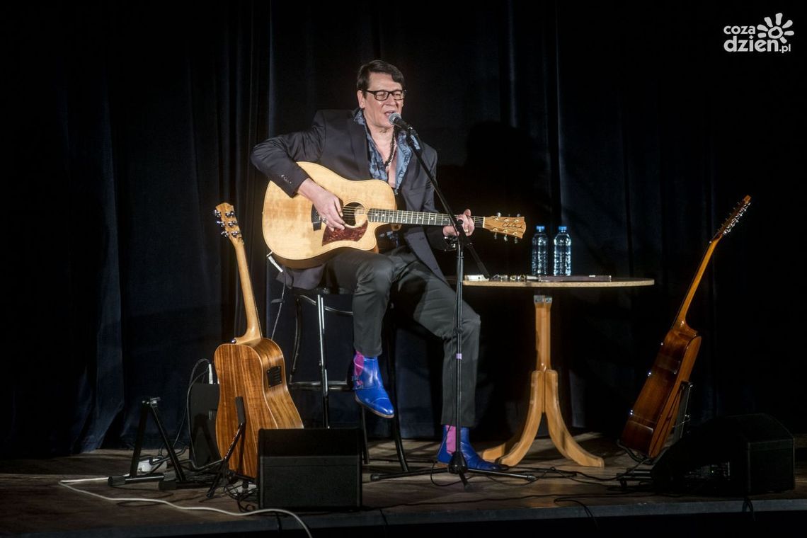 Maciej Maleńczuk w Radomiu. Co za występ! Co za buty! [ZDJĘCIA]