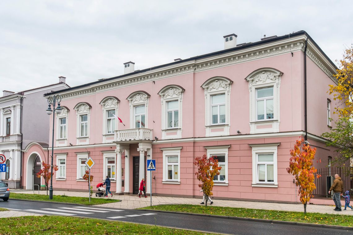 Maczetą zaatakował małżeństwo. Paweł Z. wciąż jest na wolności, prokuratura chce jego aresztowania Maczetą zaatakował małżeństwo. Paweł Z. wciąż jest na wolności, prokuratura chce jego aresztowania