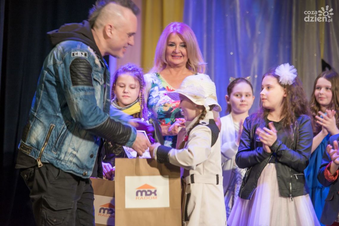 Majka Jeżowska wystąpiła z dziećmi w Resursie