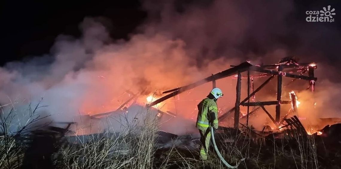 Maków. Pożar stodoły, duże straty