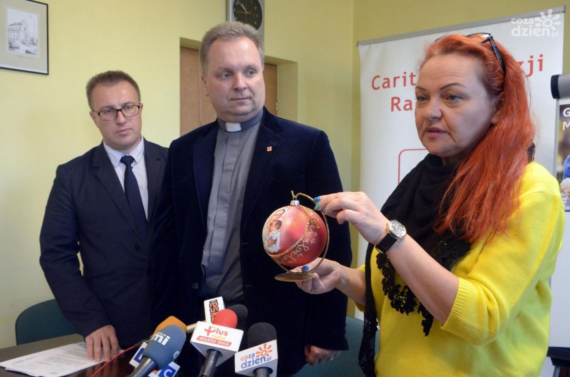 Malowanie i licytacja bombek