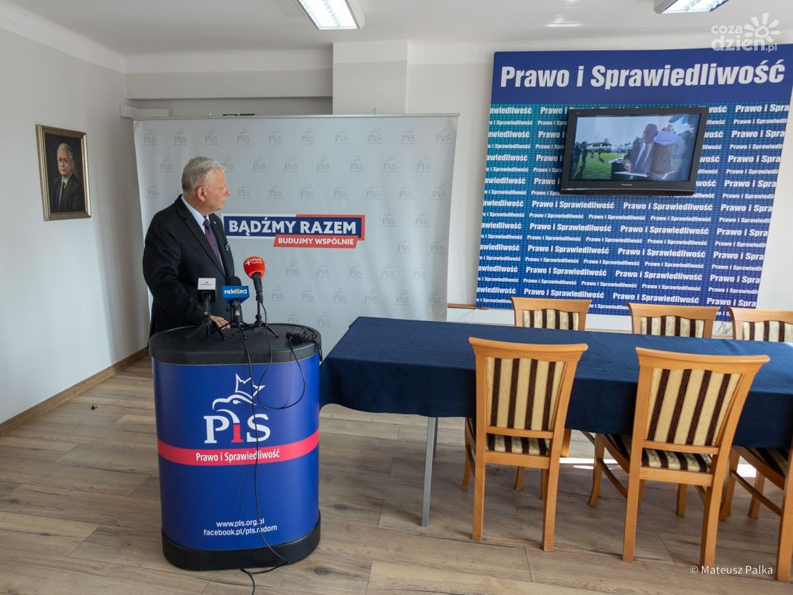 Marek Suski chciał zbierać podpisy podczas MAZOpikniku. Uniemożliwiła mu to ochrona