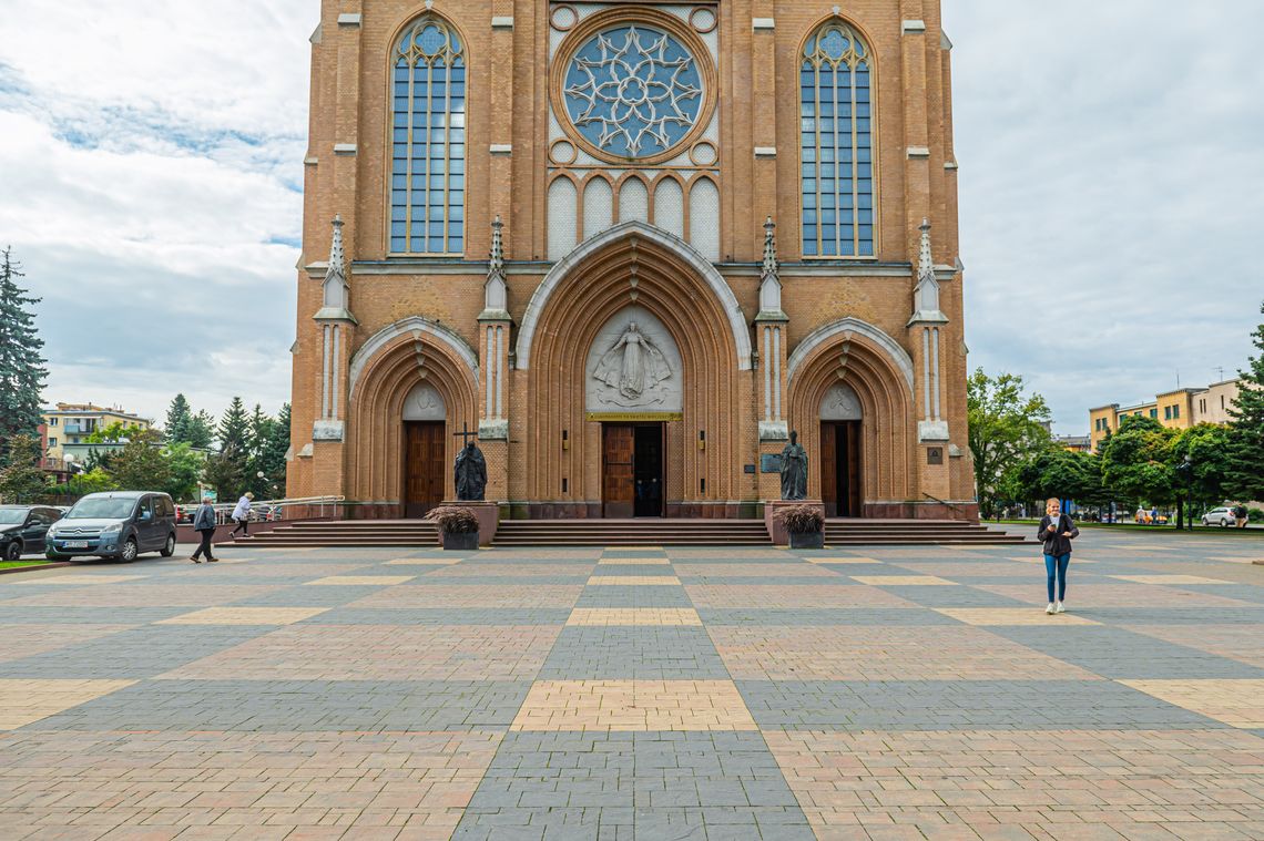 Marsz Tysiąclecia Królestwa Polskiego w Radomiu Marsz Tysiąclecia Królestwa Polskiego w Radomiu