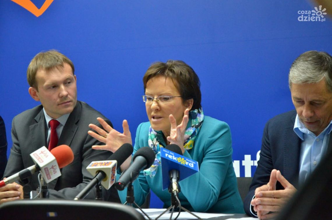 Marszałek Ewa Kopacz pomoże byłym pracownikom Łączników? Marszałek Ewa Kopacz pomoże byłym pracownikom Łączników?