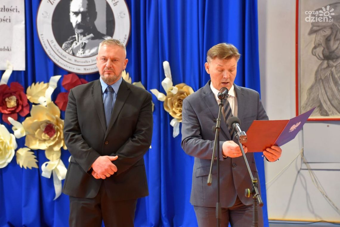 Marszałek Józef Piłsudski patronem szkoły w Pionkach Marszałek Józef Piłsudski patronem szkoły w Pionkach