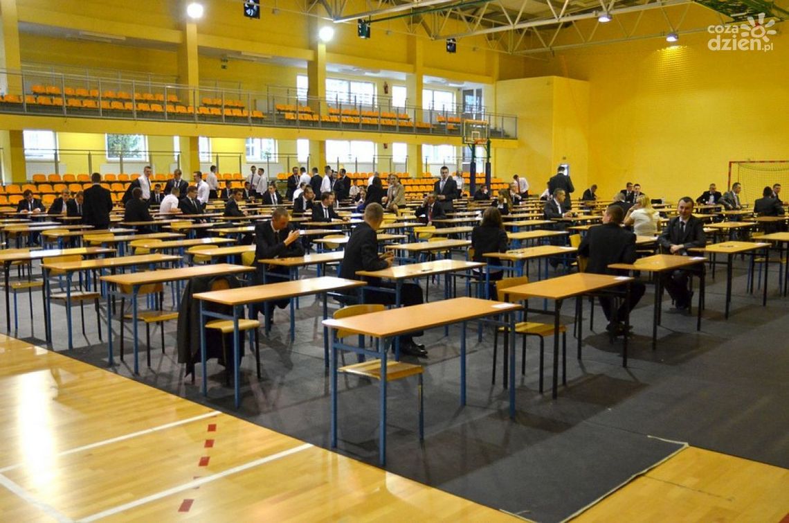 Matury czas zacząć! Co myślą uczniowie? Matury czas zacząć! Co myślą uczniowie?