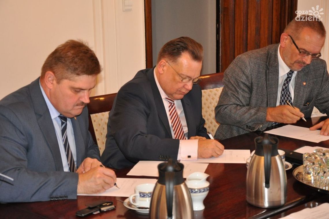 Mazowsze pożyczyło 246 mln zł na spłatę "janosikowego"