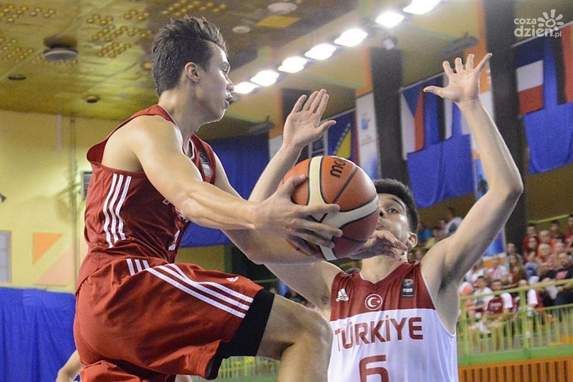 ME U16: I dzień za nami