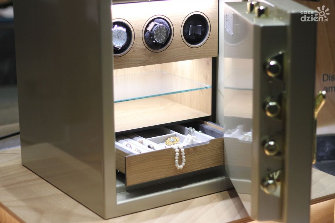 Meble metalowe w gospodarstwach domowych Meble metalowe w gospodarstwach domowych