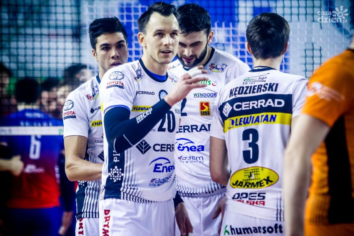 Mecz błędów i porażka Cerradu Enei Czarnych Radom z Indykpolem AZS-em Olsztyn przy pustych trybunach