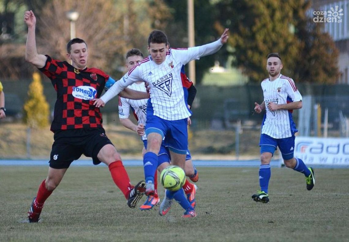 Mecz Broni Radom z Oskarem Przysucha w obiektywie (GALERIA)