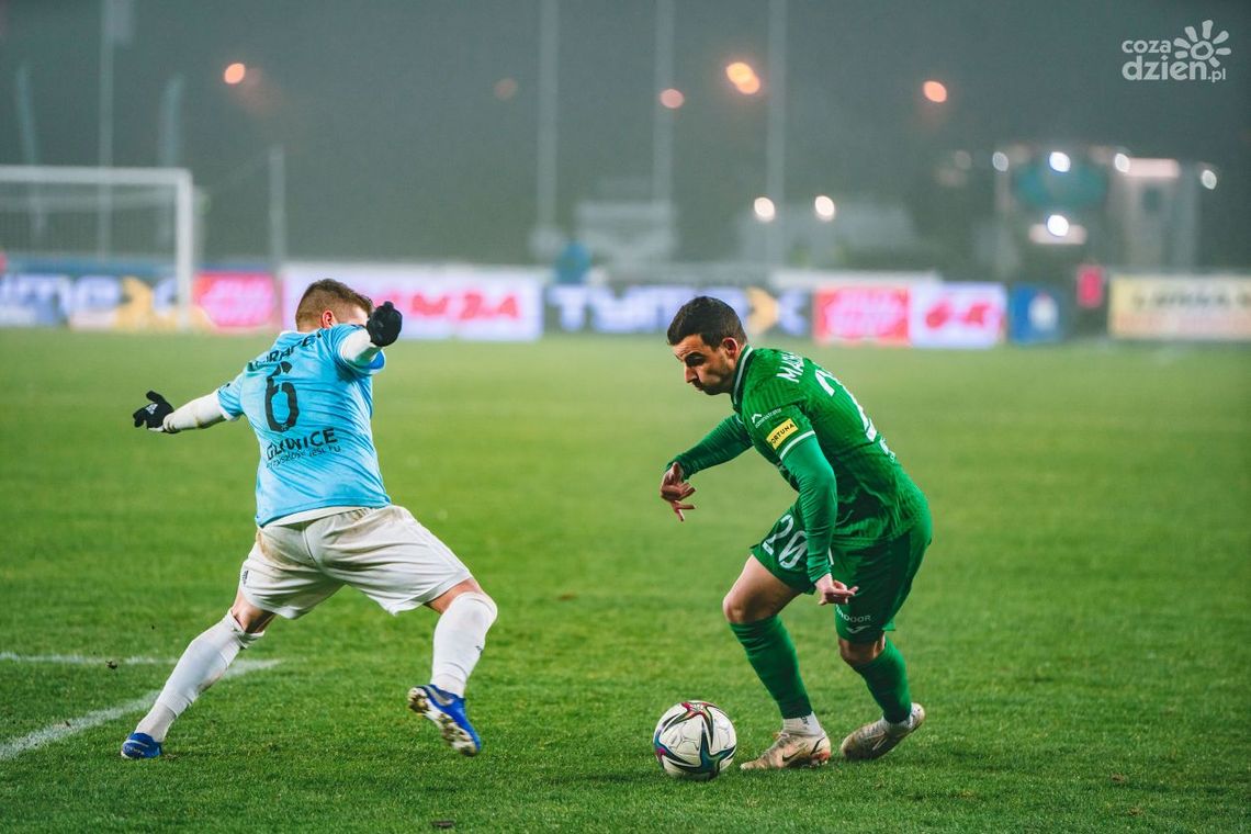 Mecz Radomiaka Radom z Piastem Gliwice 
w sobotę 6 maja