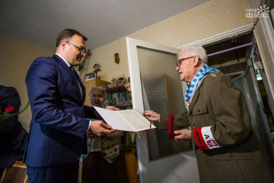 Medal dla Kazimierza Błażewicza