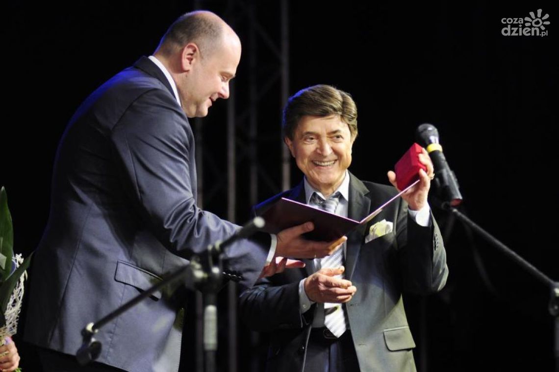 Medal zasługi dla Jerzego Połomskiego