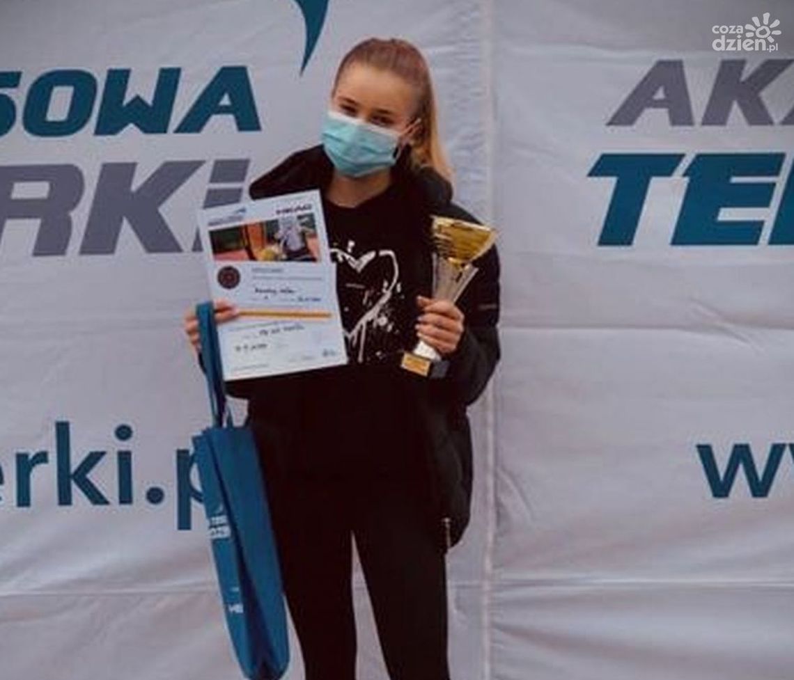 Medalowy występ Karoliny Gołdy w Grodzisku Mazowieckim Medalowy występ Karoliny Gołdy w Grodzisku Mazowieckim