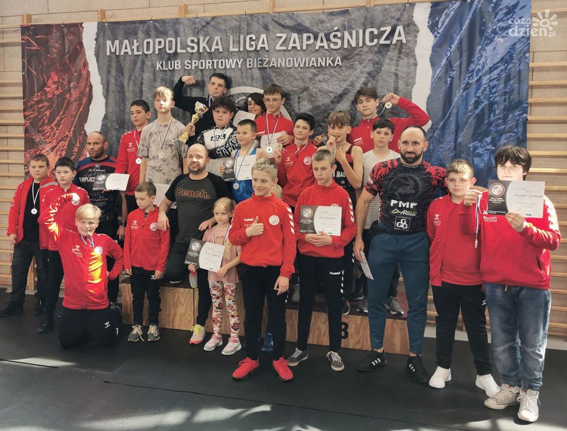 Medalowy występ Olimpijczyka Radom na matach w Krakowie