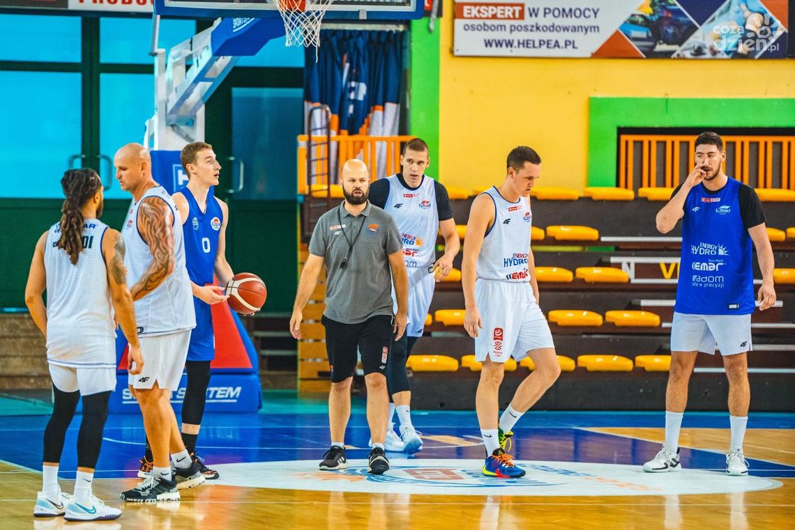 "Media Day" w HydroTrucku. Podopieczni Marka Popiołka trenują w pocie czoła