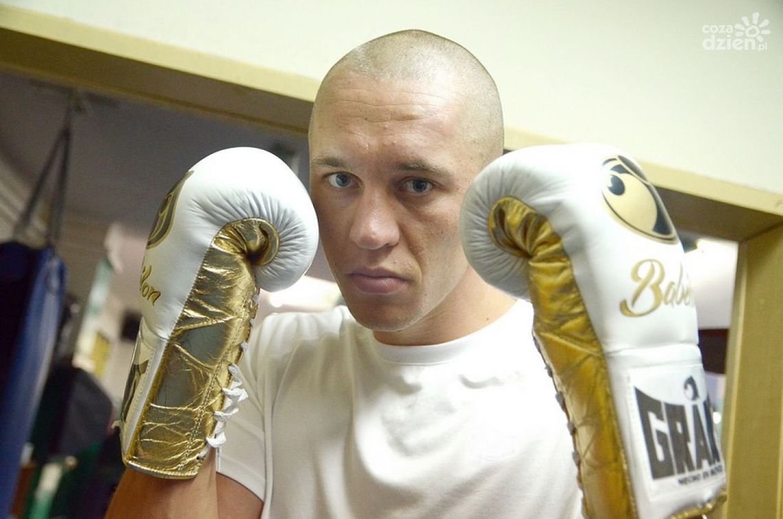 Michał Cieślak znokautował Krzysztofa Twardowskiego podczas gali w Lublinie Michał Cieślak znokautował Krzysztofa Twardowskiego podczas gali w Lublinie