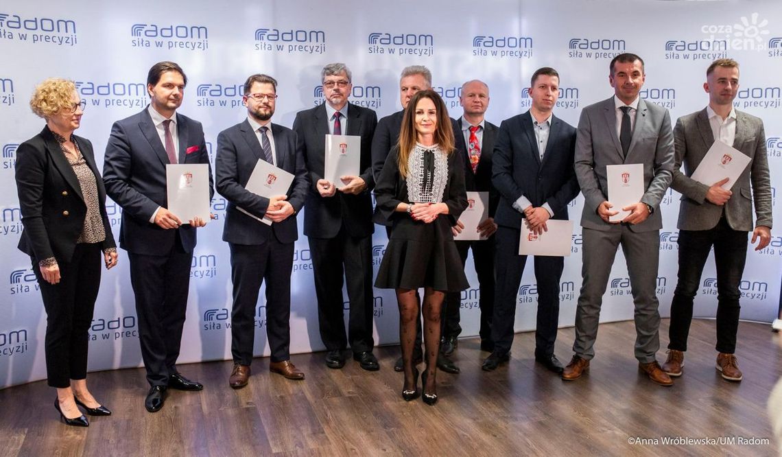 Międzynarodowy program z zakresu programowania będzie realizowany w Elektroniku