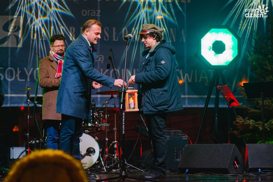 Miejska wigilia. Miła atmosfera, choć bez tłumów Miejska wigilia. Miła atmosfera, choć bez tłumów