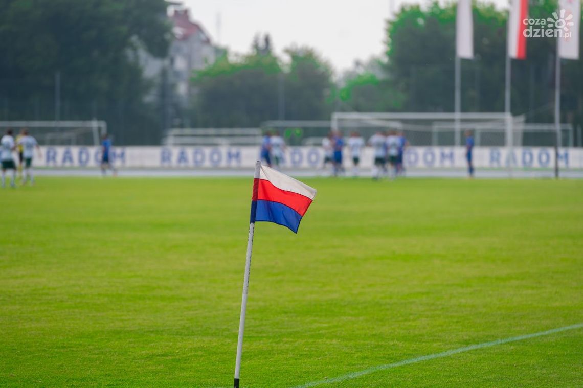 Miesiąc przygotowań i sześć sparingów 3. ligowej radomskiej Broni