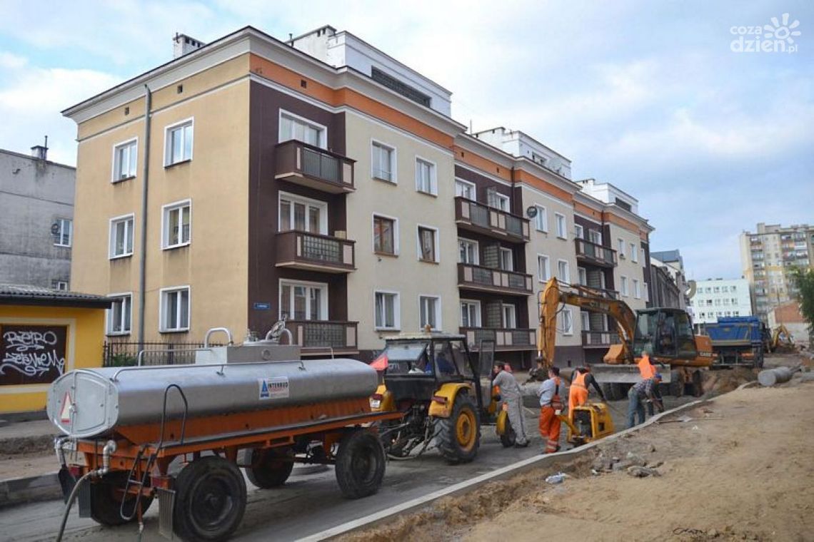 Mieszkańcy Nowogrodzkiej nie chcą parkingu Mieszkańcy Nowogrodzkiej nie chcą parkingu