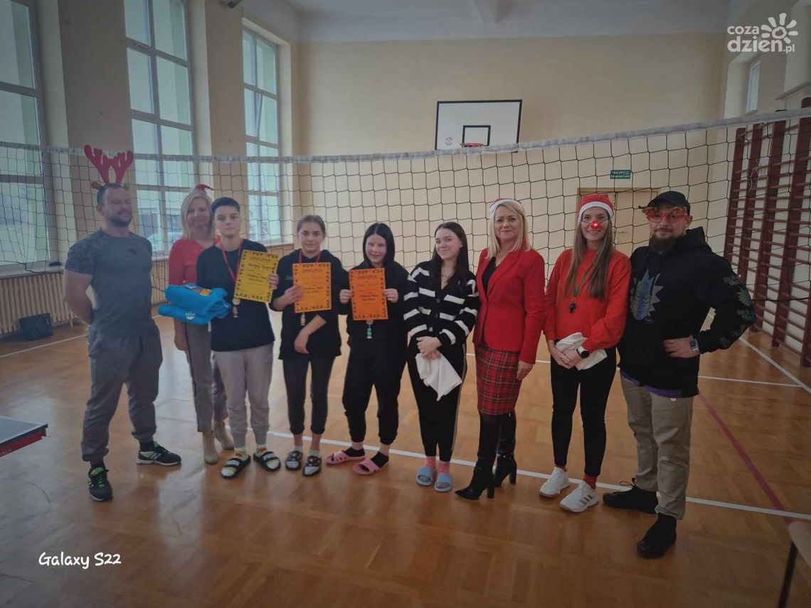 Mikołajki w MOW w Wierzbicy Mikołajki w MOW w Wierzbicy